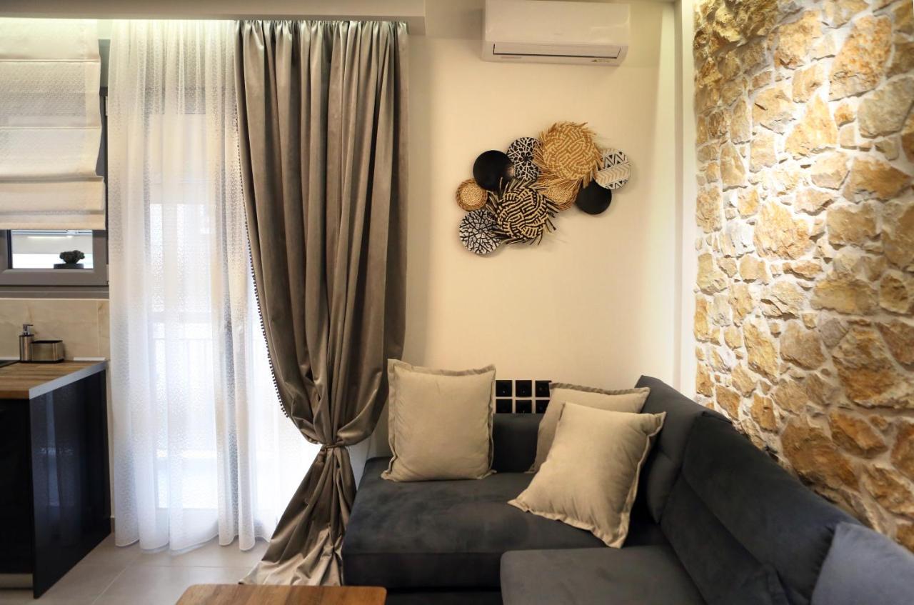 La Larissa Luxury Apartments Koronis ภายนอก รูปภาพ